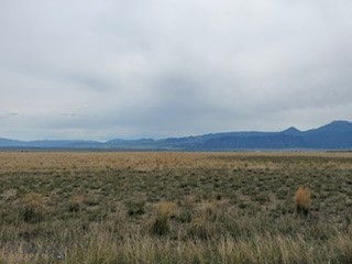 1 Sugarloaf Road, Whitehall MT 59759