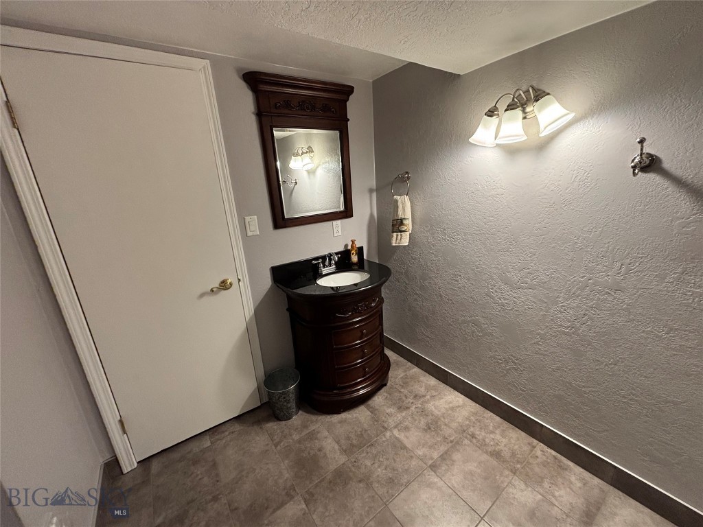 1 Burning Tree Lane, Butte MT 59701
