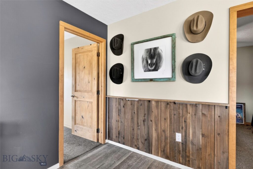 10 Lester Lane, Cardwell MT 59721