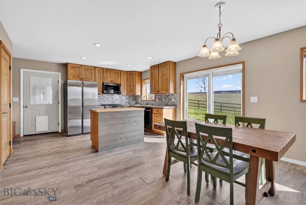 10 Lester Lane, Cardwell MT 59721