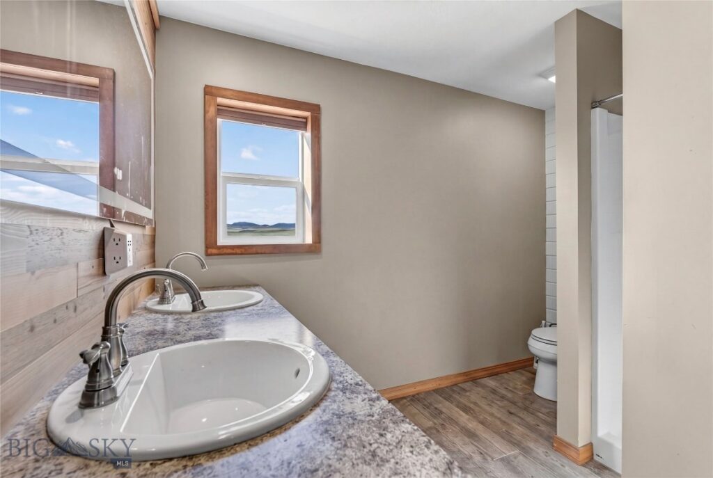 10 Lester Lane, Cardwell MT 59721