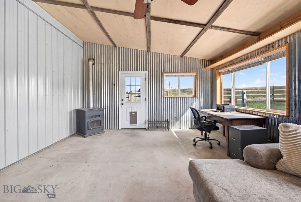 10 Lester Lane, Cardwell MT 59721