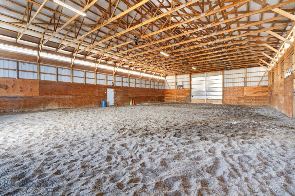 10 Lester Lane, Cardwell MT 59721