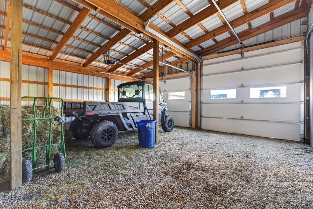 10 Lester Lane, Cardwell MT 59721