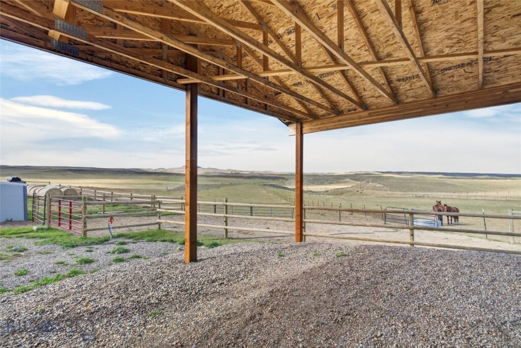 10 Lester Lane, Cardwell MT 59721