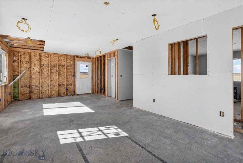 10 Lester Lane, Cardwell MT 59721