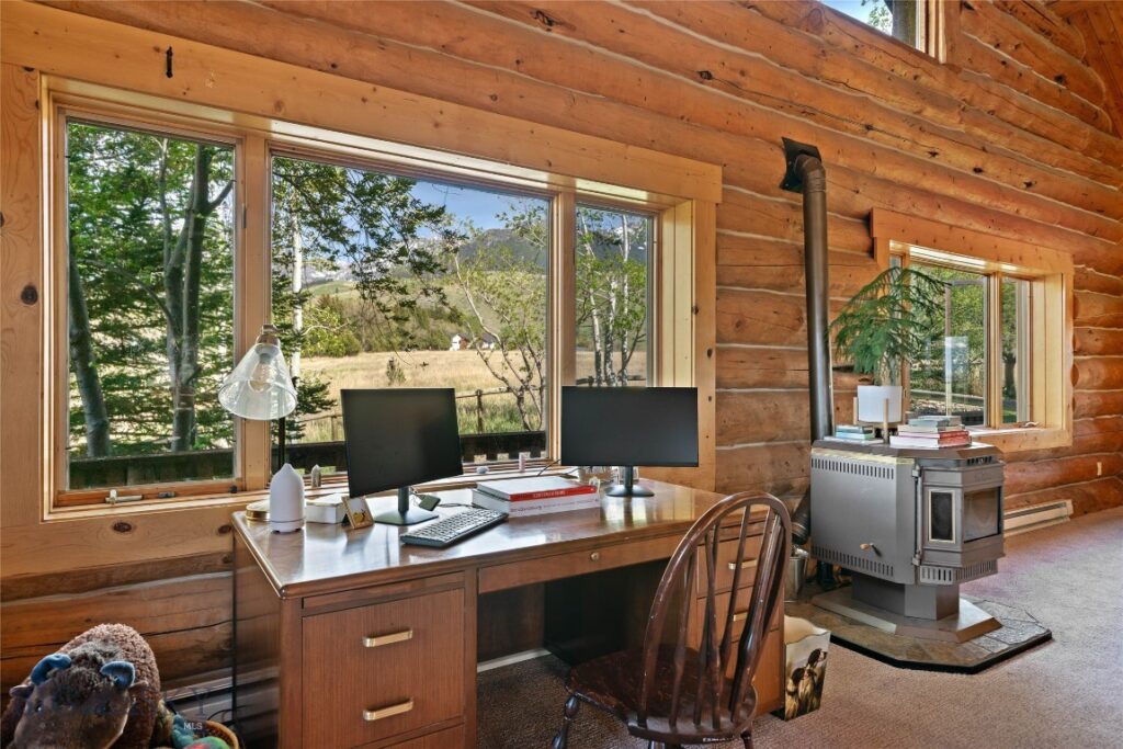 10 Rocky Hollow Trail, Livingston MT 59047