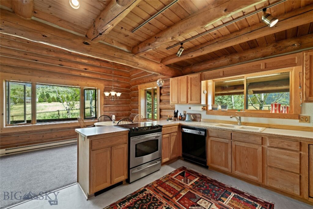 10 Rocky Hollow Trail, Livingston MT 59047