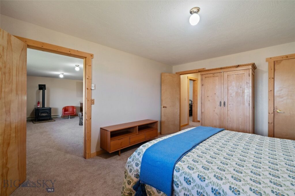 10 Rocky Hollow Trail, Livingston MT 59047