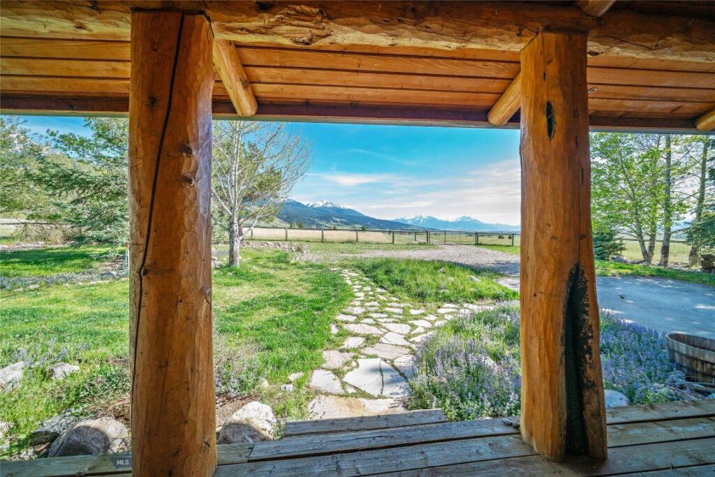 10 Rocky Hollow Trail, Livingston MT 59047