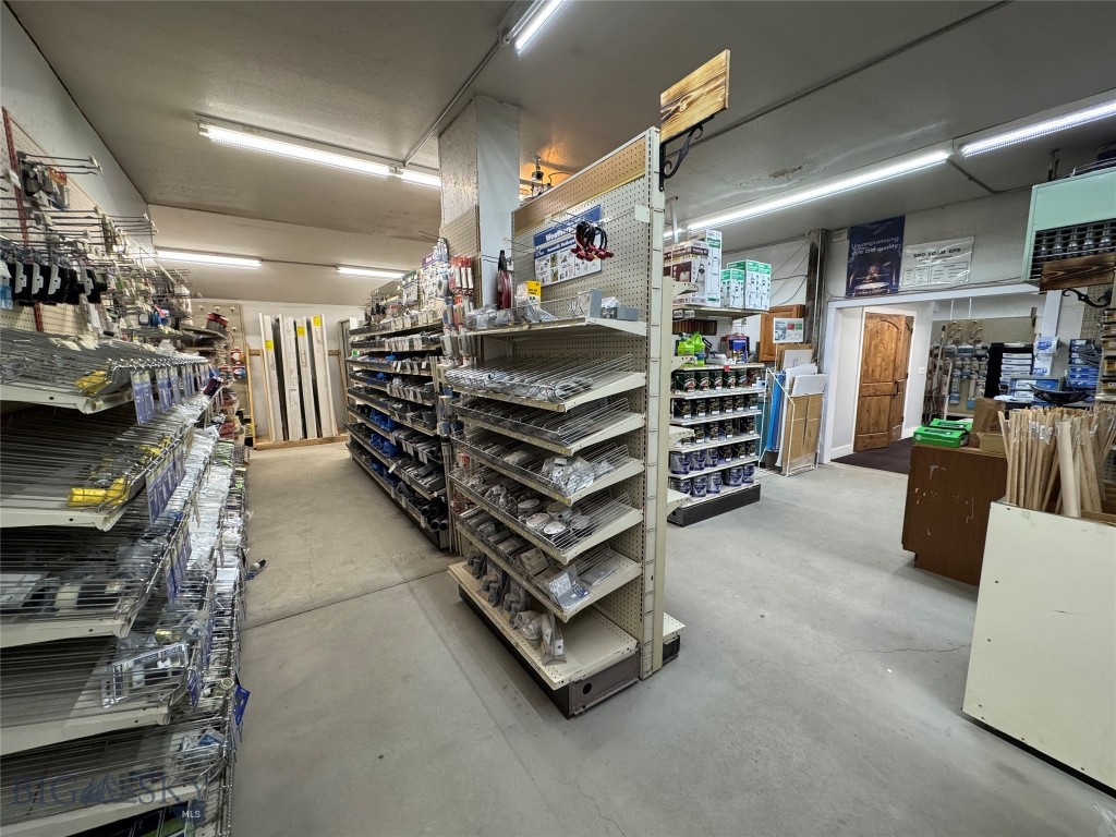 100 Milwaukee Avenue, Deer Lodge MT 59722