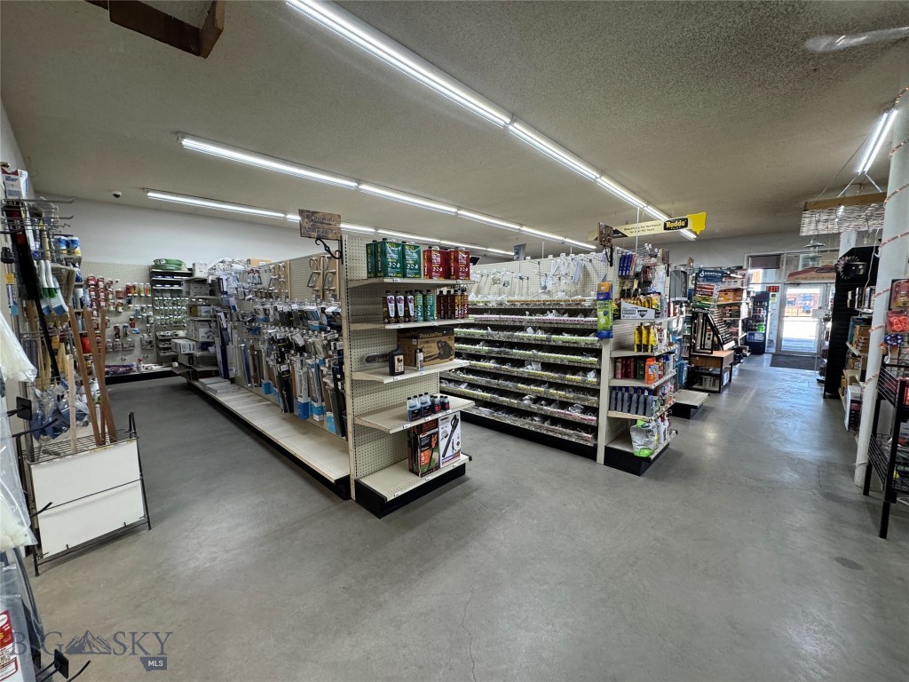 100 Milwaukee Avenue, Deer Lodge MT 59722