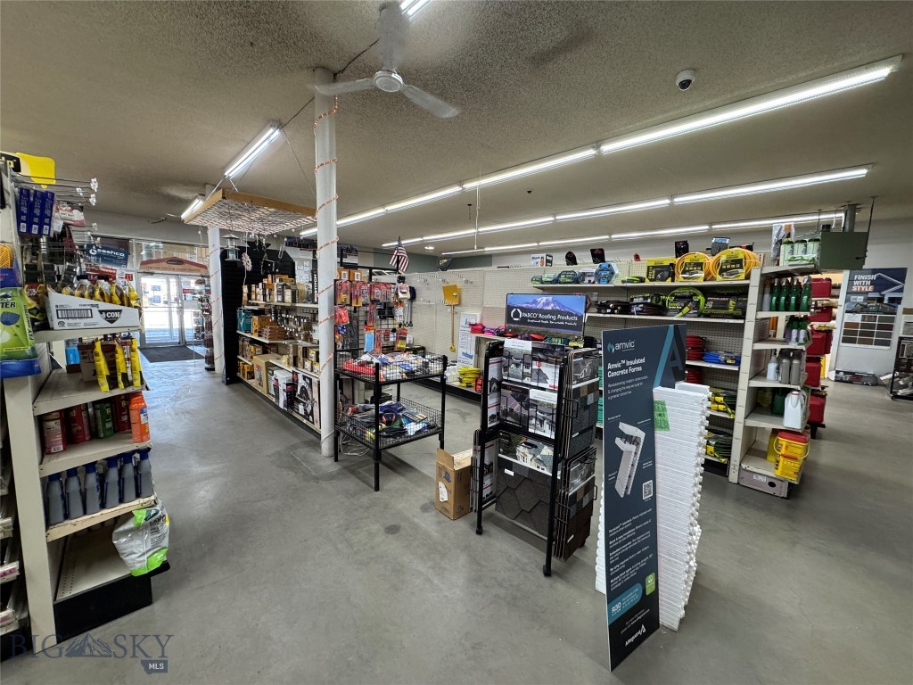 100 Milwaukee Avenue, Deer Lodge MT 59722