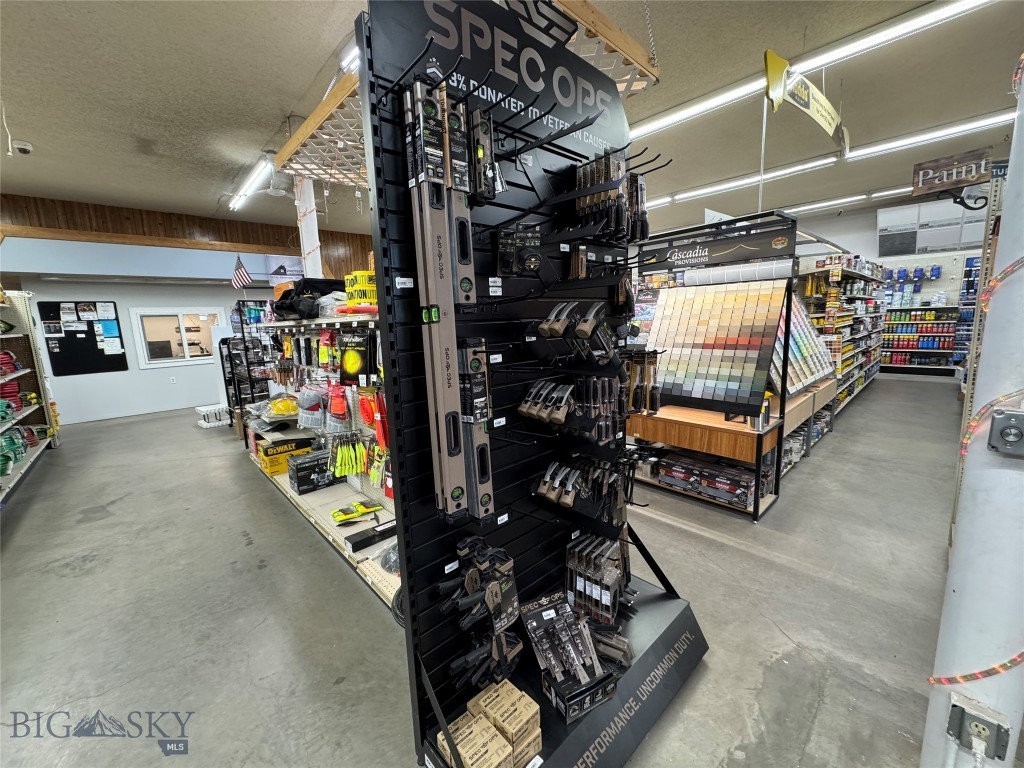 100 Milwaukee Avenue, Deer Lodge MT 59722