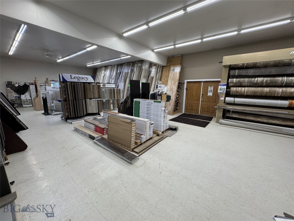 100 Milwaukee Avenue, Deer Lodge MT 59722