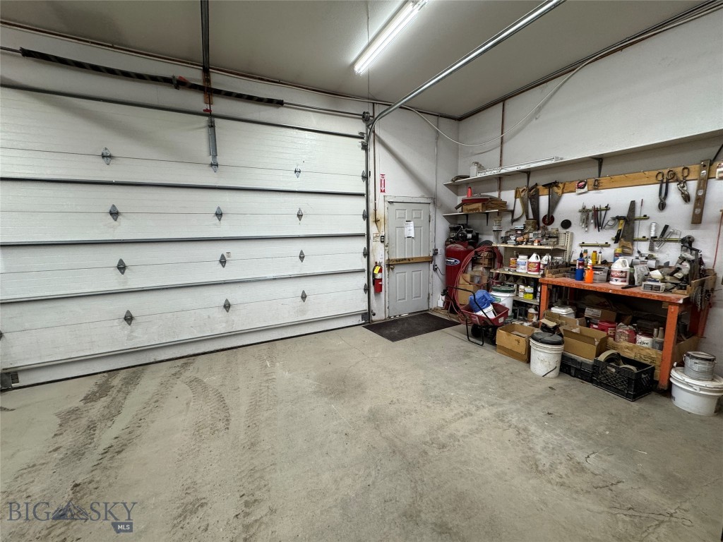 100 Milwaukee Avenue, Deer Lodge MT 59722