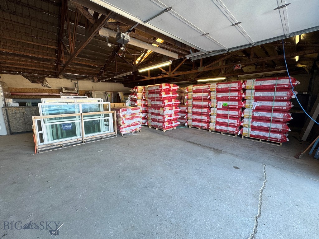 100 Milwaukee Avenue, Deer Lodge MT 59722