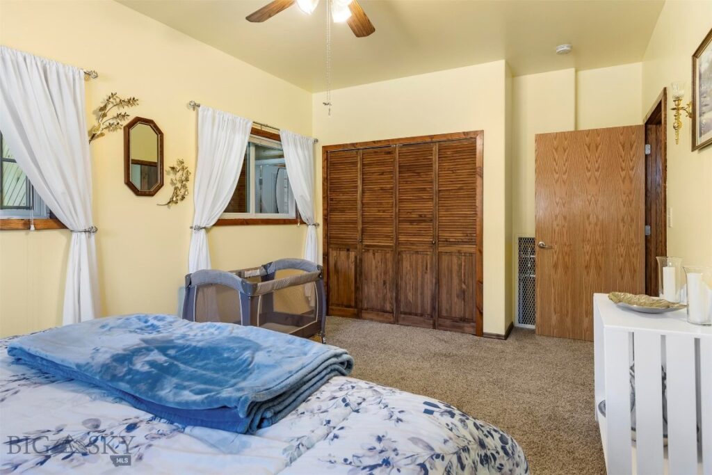 100 Foster Creek, Anaconda MT 59711