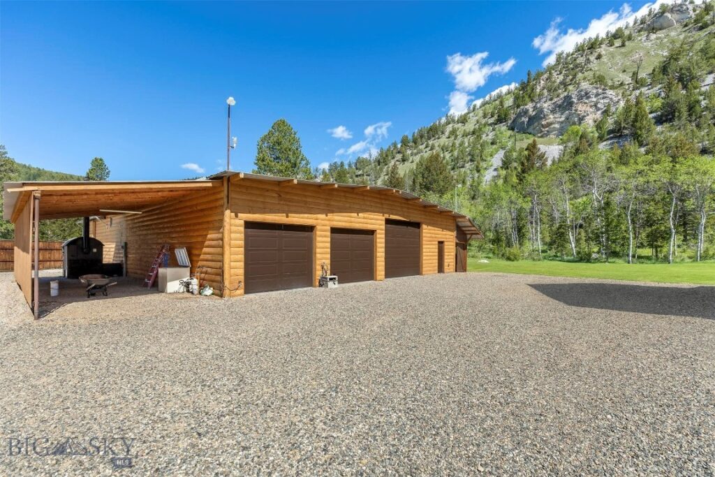 100 Foster Creek, Anaconda MT 59711