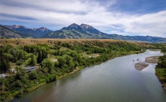 1005 East River Road, Emigrant MT 59027