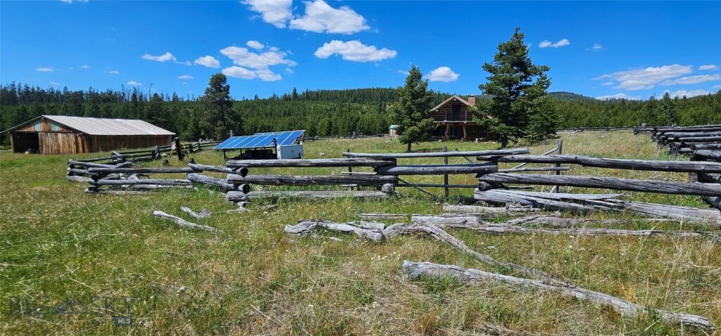 10085 Snowshoe Deadwood Road, Canyon Creek MT 59633