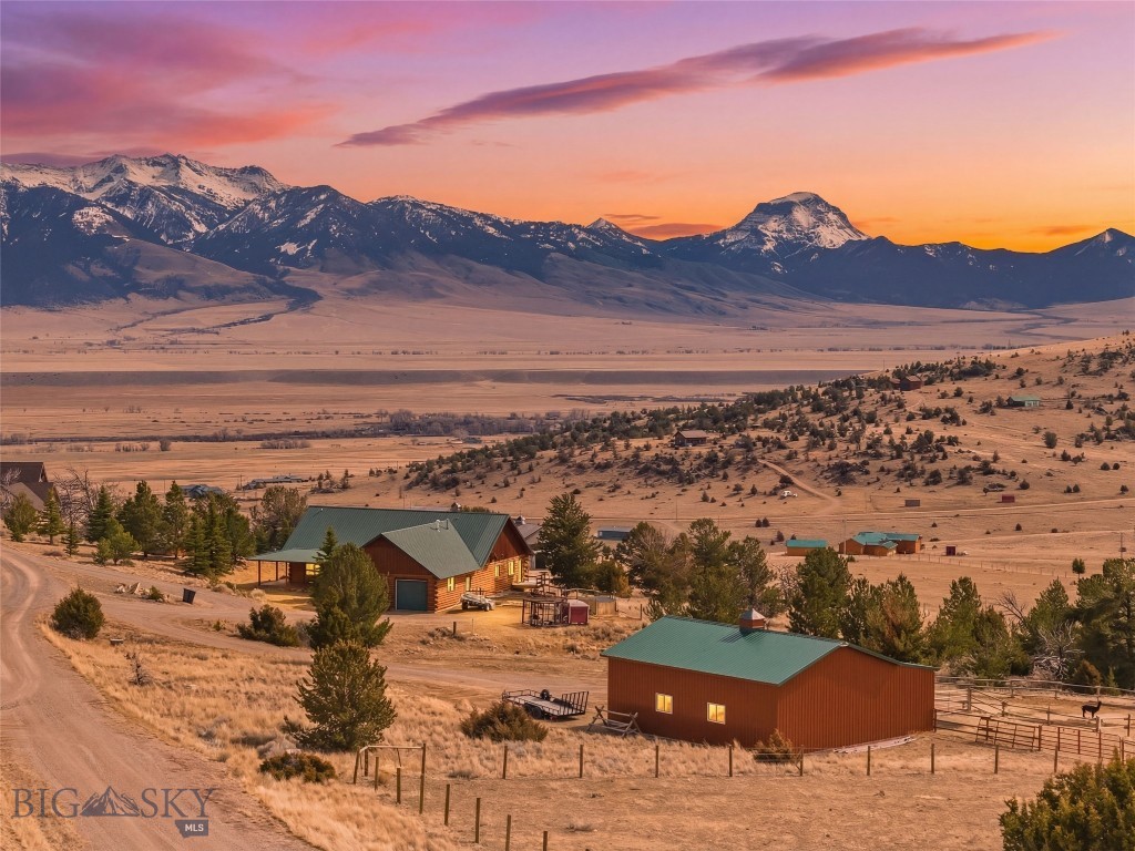 101 Deerfoot Trail, Ennis MT 59729