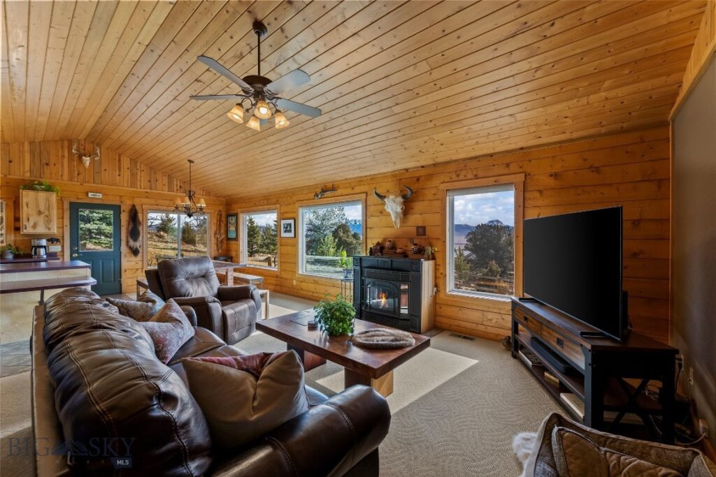 101 Deerfoot Trail, Ennis MT 59729