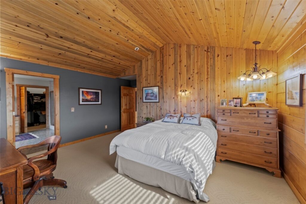 101 Deerfoot Trail, Ennis MT 59729