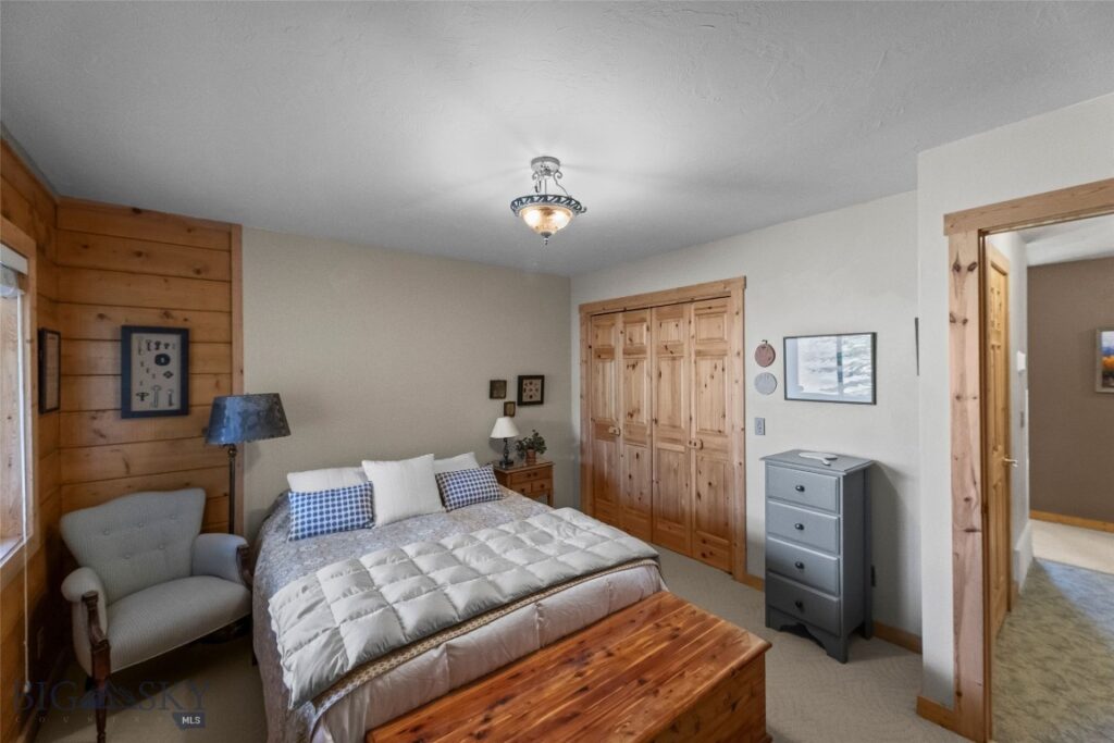 101 Deerfoot Trail, Ennis MT 59729