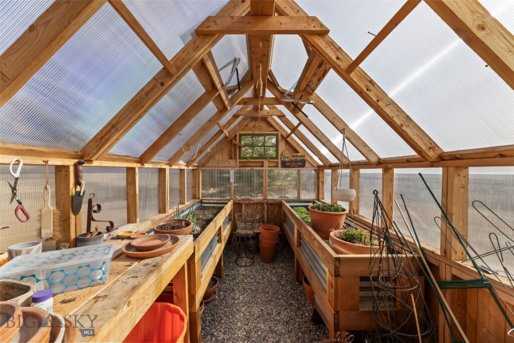 101 Deerfoot Trail, Ennis MT 59729