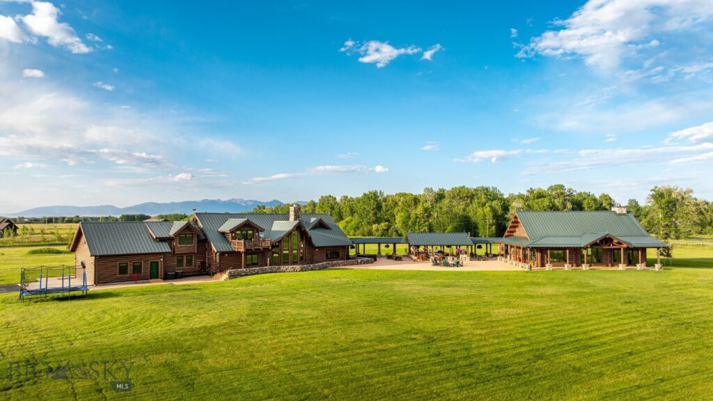 1021 Gateway South Road, Gallatin Gateway MT 59730