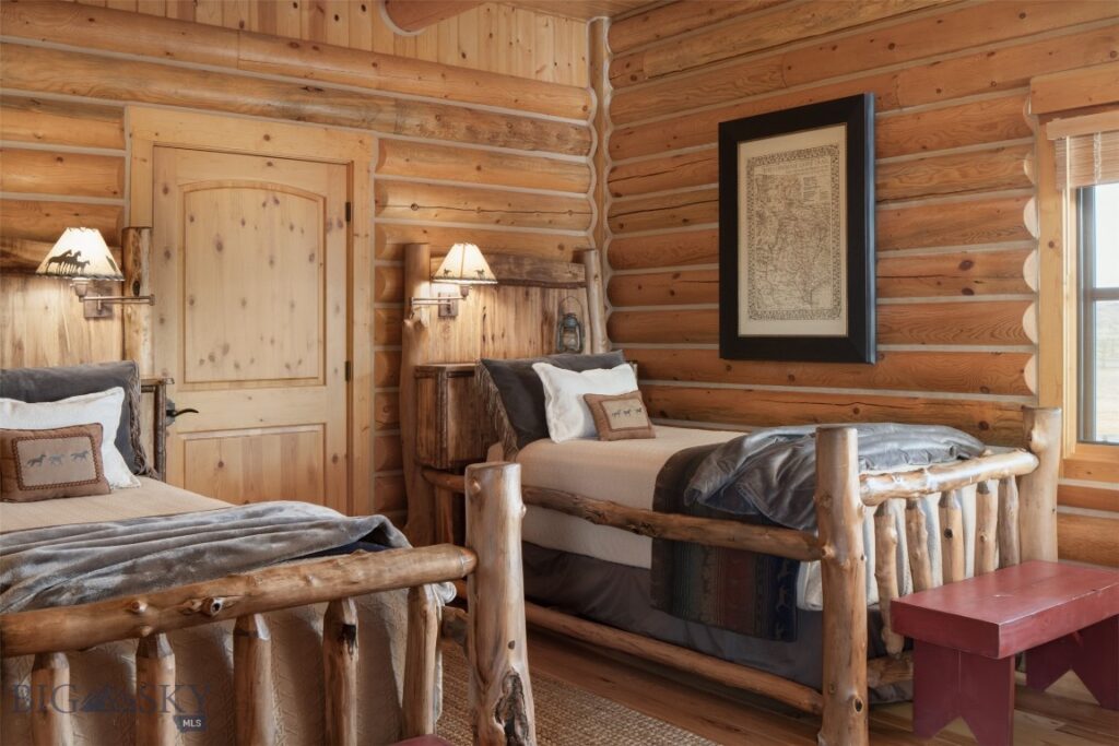 1021 Gateway South Road, Gallatin Gateway MT 59730