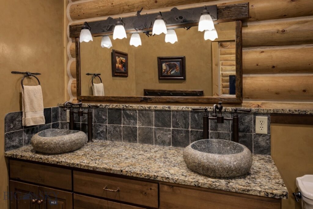 1021 Gateway South Road, Gallatin Gateway MT 59730