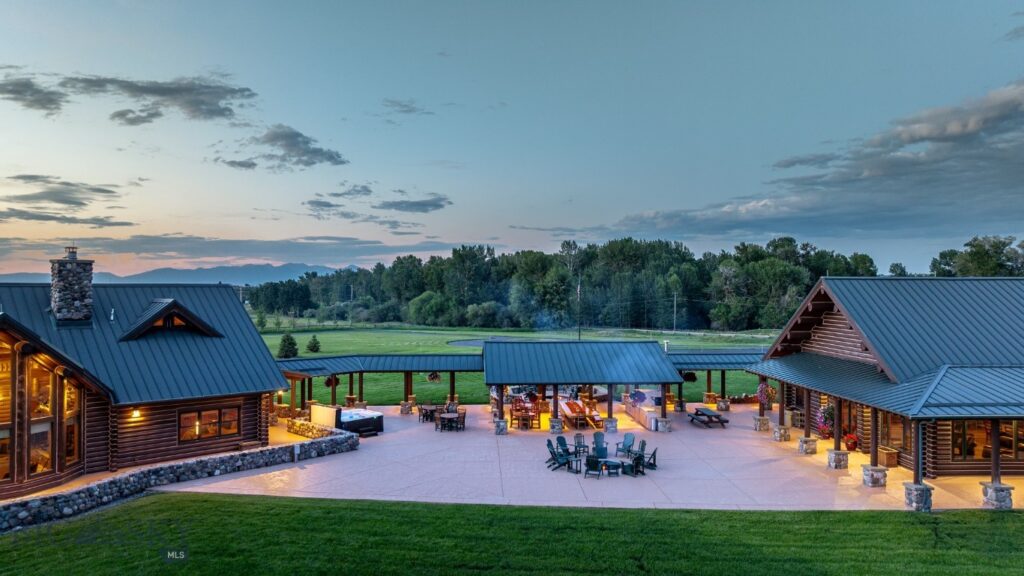 1021 Gateway South Road, Gallatin Gateway MT 59730