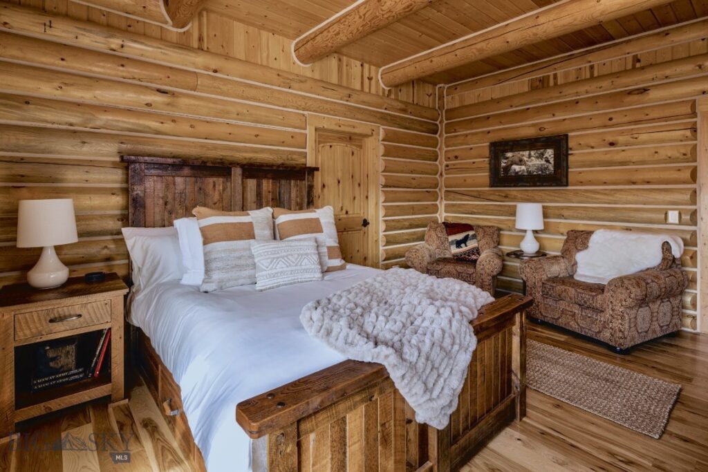 1021 Gateway South Road, Gallatin Gateway MT 59730