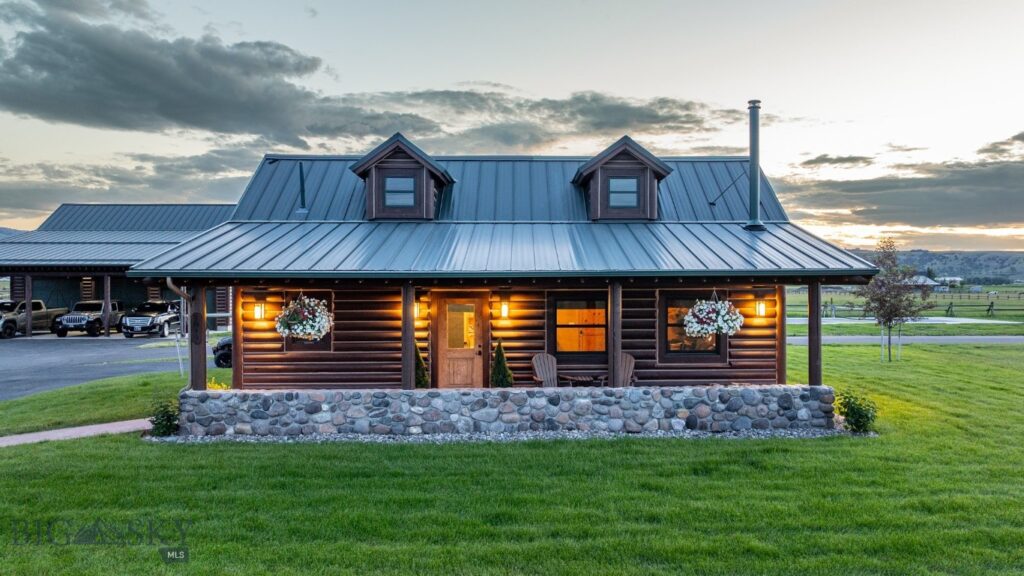 1021 Gateway South Road, Gallatin Gateway MT 59730