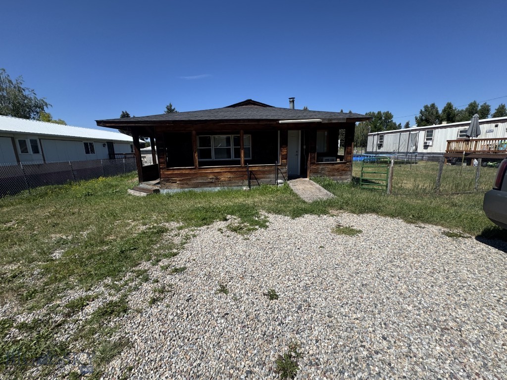 1023 Montana Avenue, Deer Lodge MT 59722
