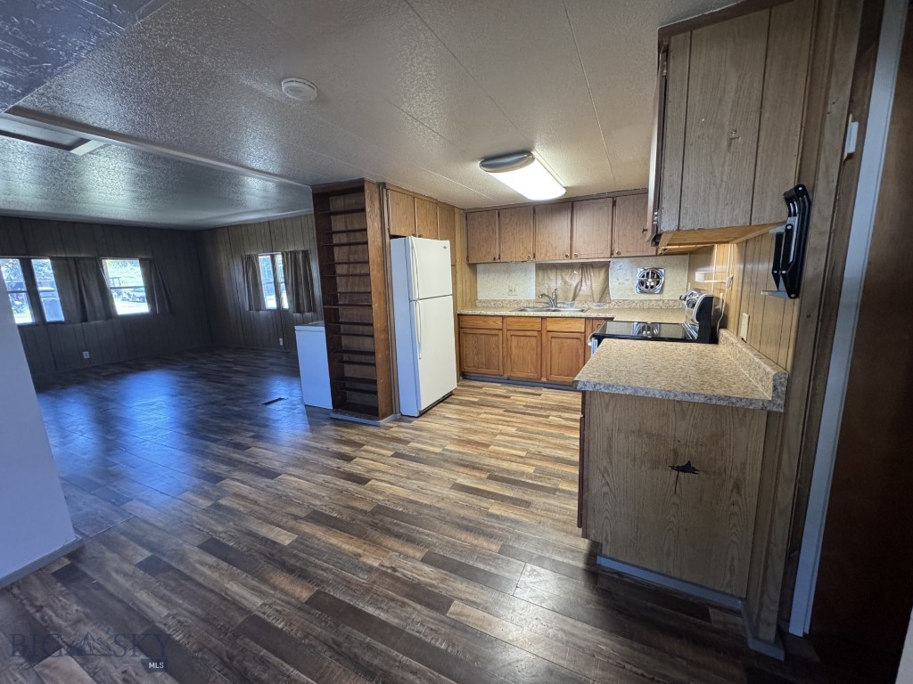 1023 Montana Avenue, Deer Lodge MT 59722