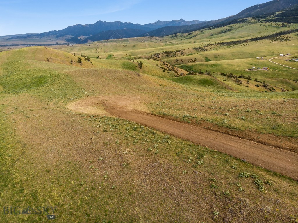 NHN Frontage Road, Livingston MT 59047