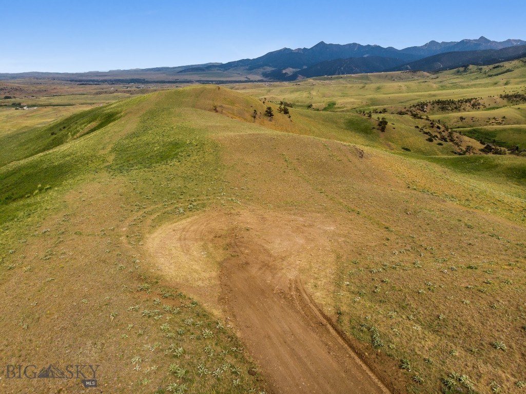 NHN Frontage Road, Livingston MT 59047