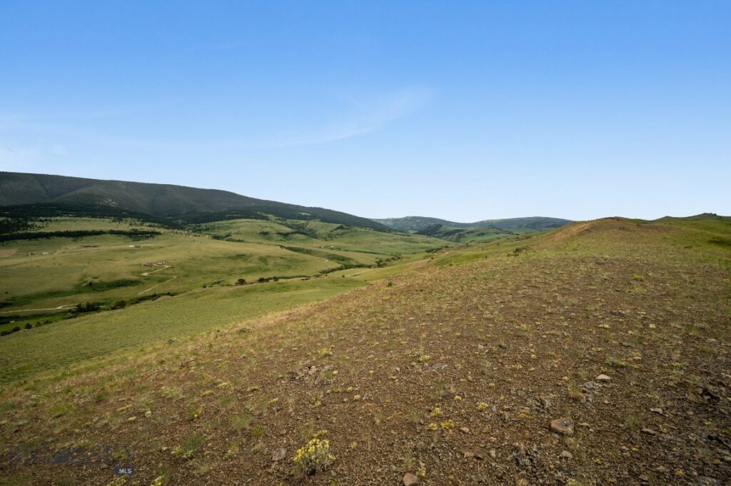 NHN Frontage Road, Livingston MT 59047