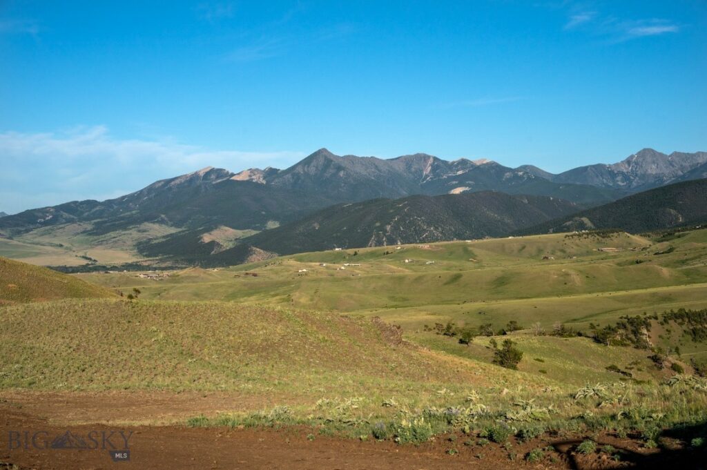 NHN Frontage Road, Livingston MT 59047