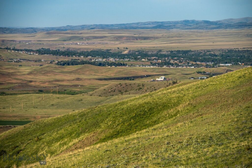 NHN Frontage Road, Livingston MT 59047