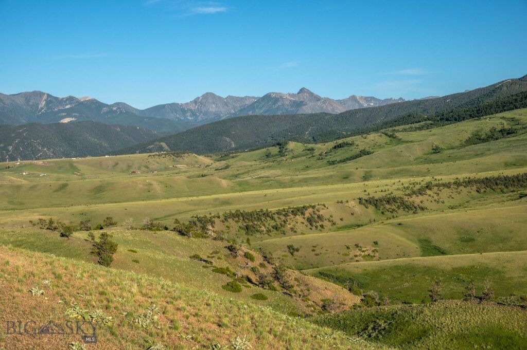 NHN Frontage Road, Livingston MT 59047