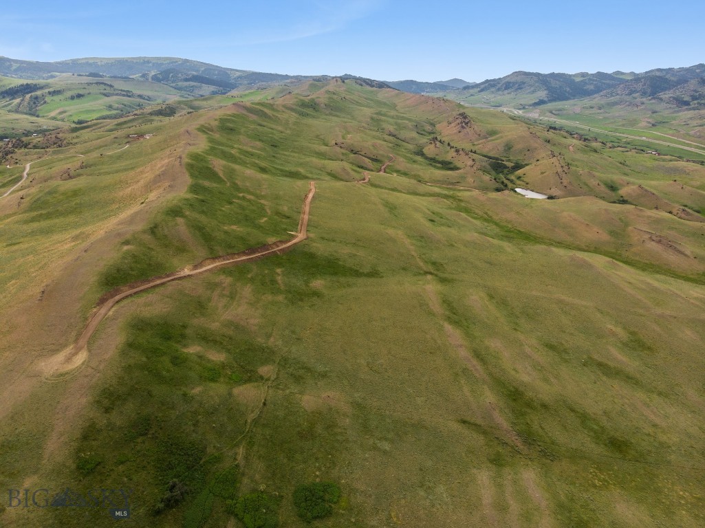 NHN Frontage Road, Livingston MT 59047