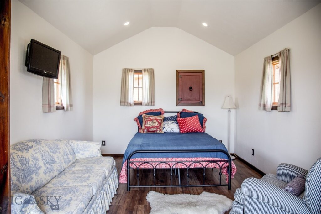 104 Antelope Meadows Road, Ennis MT 59729