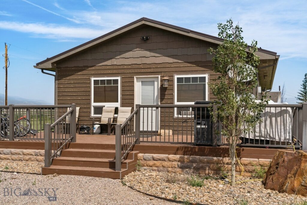 Elk Meadows Ranch 3569 Gosman Lane, Lima MT 59724