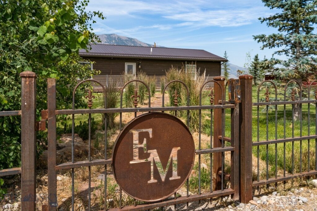 Elk Meadows Ranch 3569 Gosman Lane, Lima MT 59724