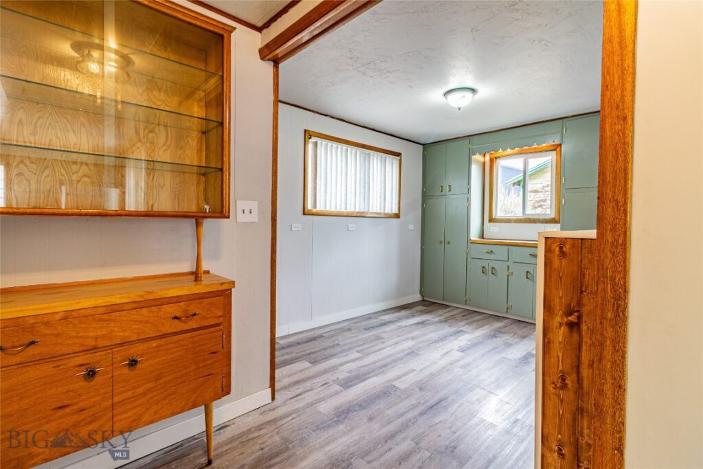 1044 S Wyoming Street, Butte MT 59701