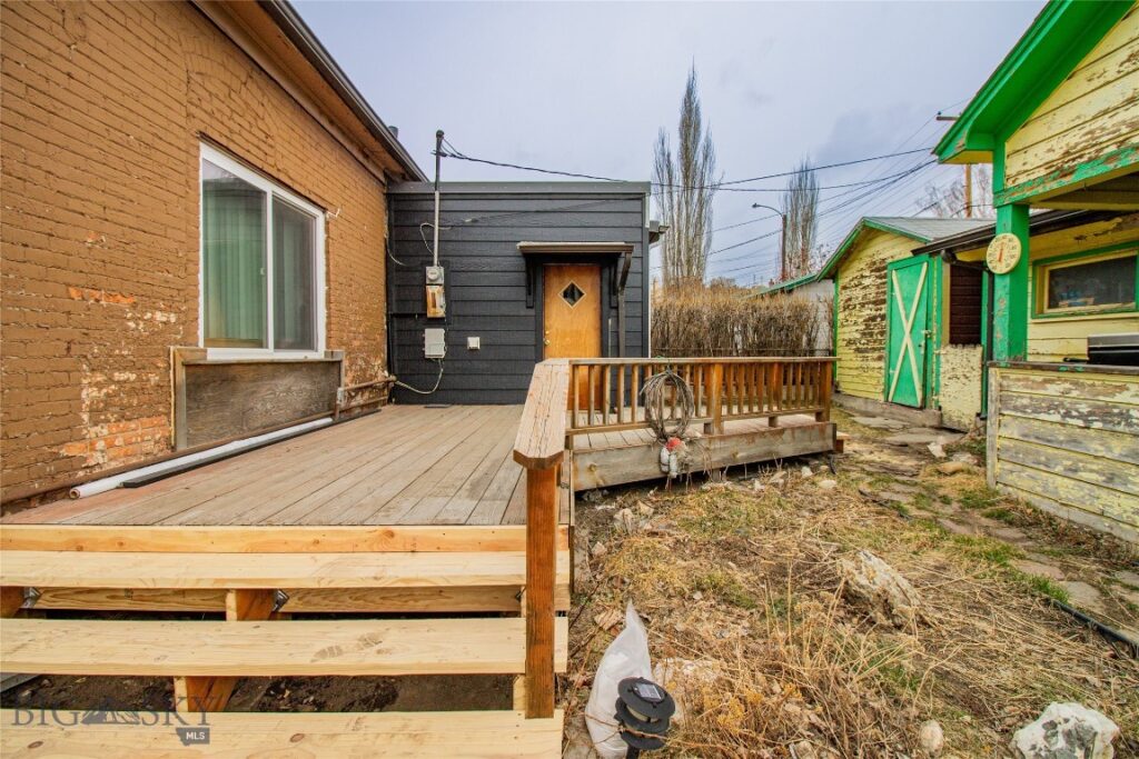 1044 S Wyoming Street, Butte MT 59701